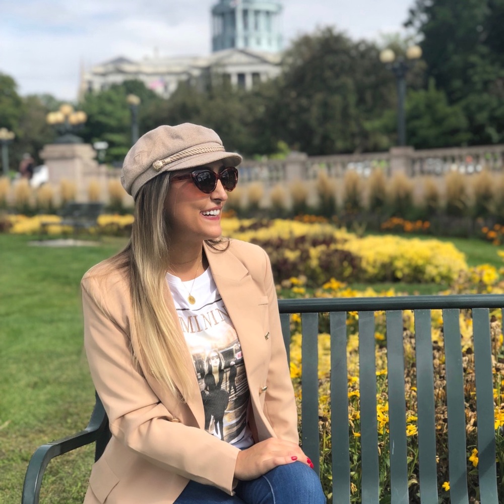 Meet your Posher, Lucia